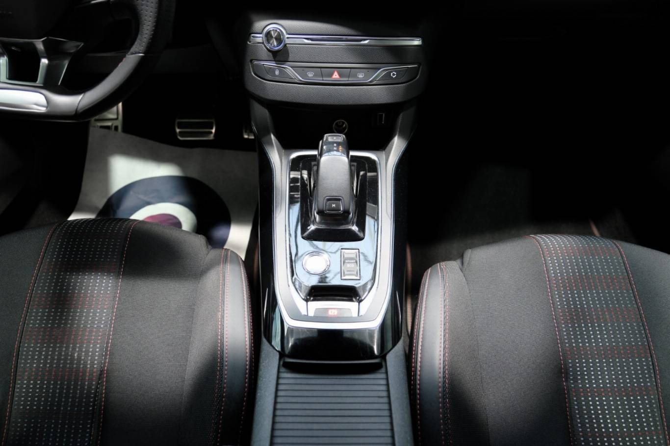 PEUGEOT 308 42