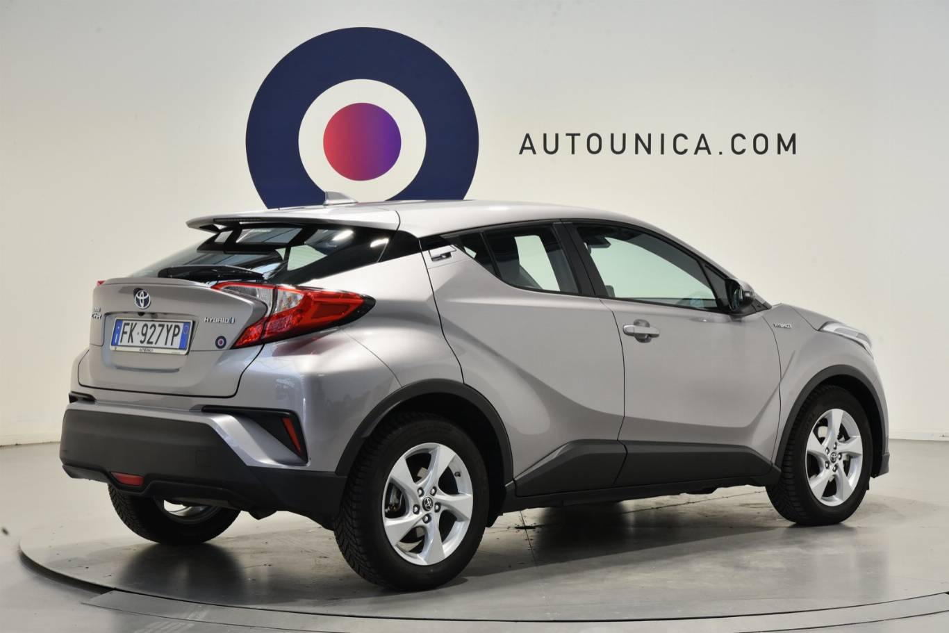 TOYOTA C-HR 28
