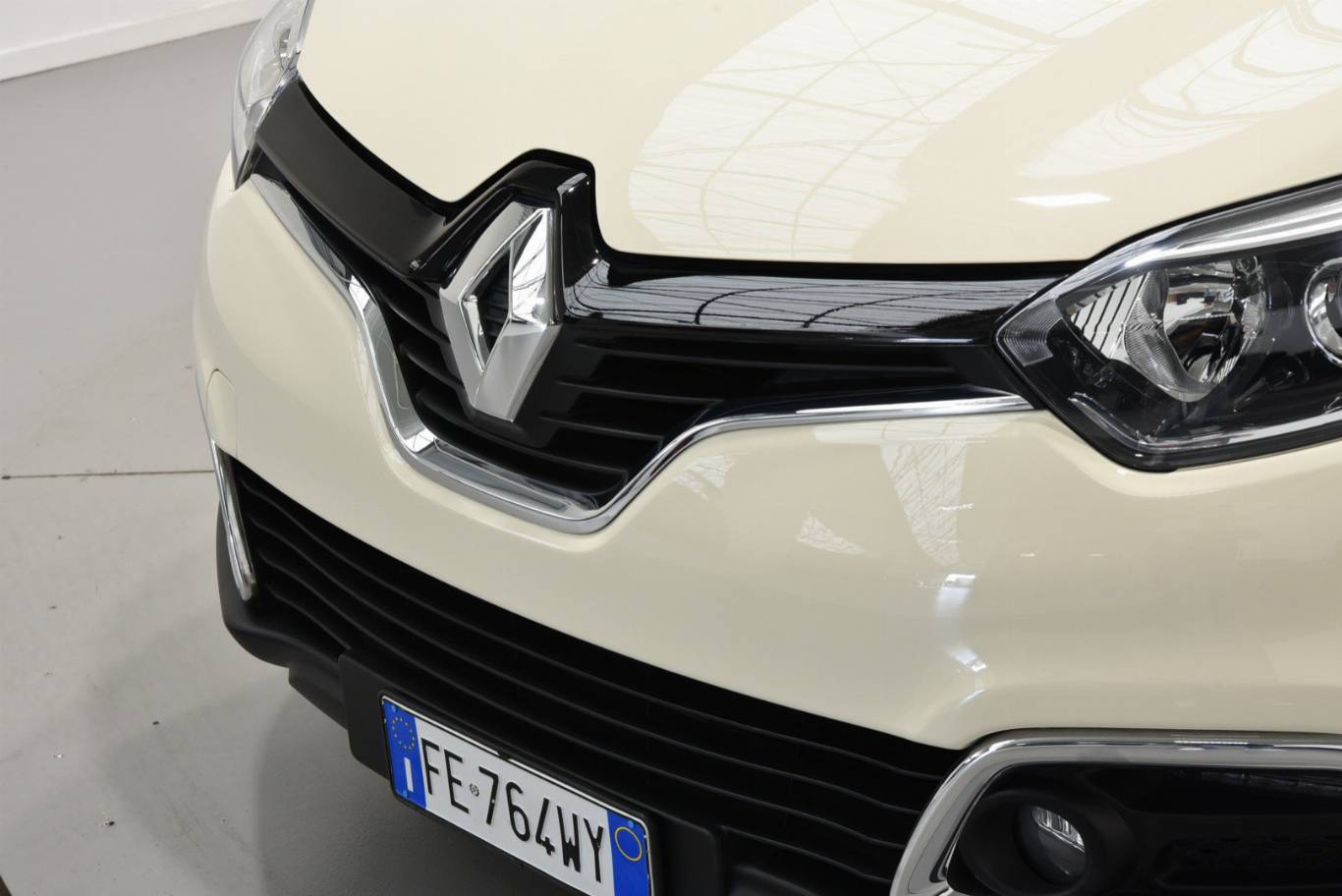 RENAULT Captur 53