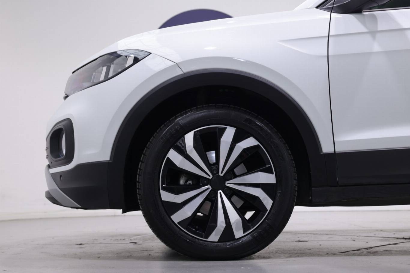VOLKSWAGEN T-Cross 18