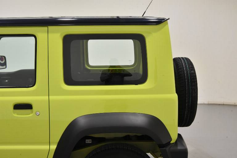 SUZUKI Jimny 41