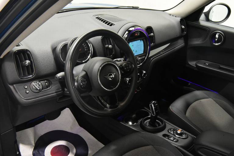 MINI Countryman 3