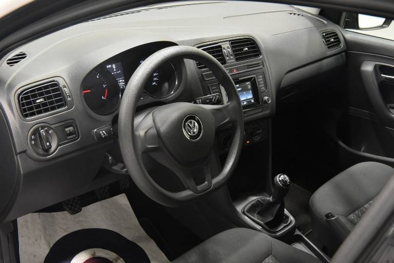 VOLKSWAGEN Polo 3