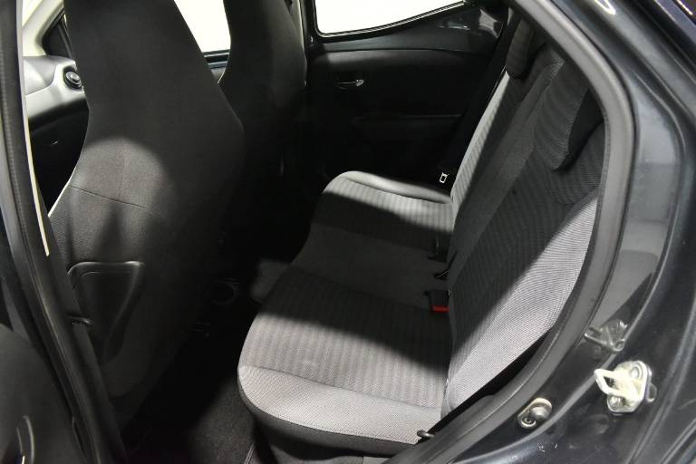 TOYOTA Aygo 35