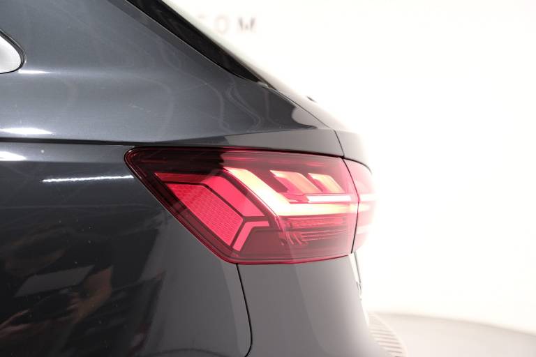 AUDI A4 50