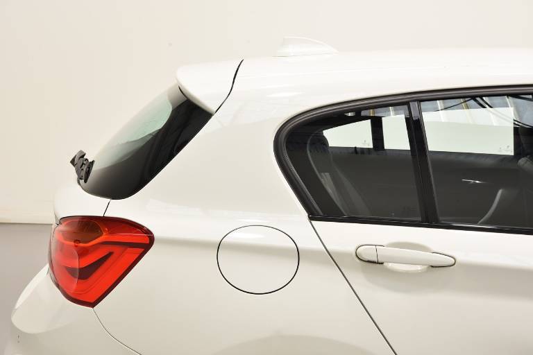 BMW 116 49