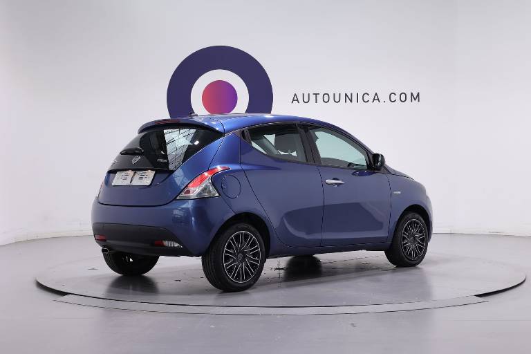 LANCIA Ypsilon 6