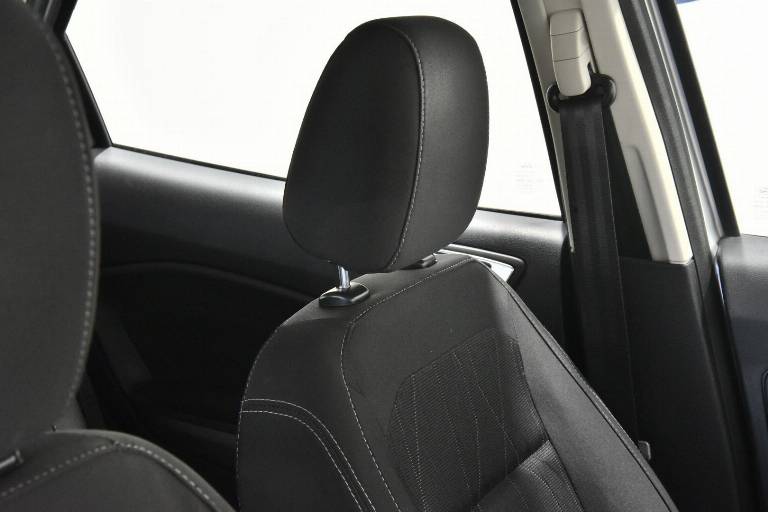 FORD EcoSport 32