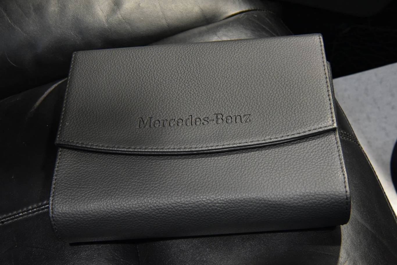 MERCEDES-BENZ S 320 52