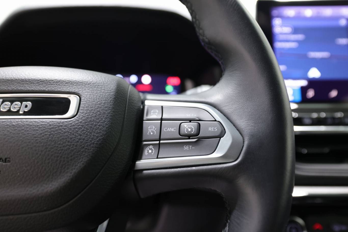 JEEP Compass 17