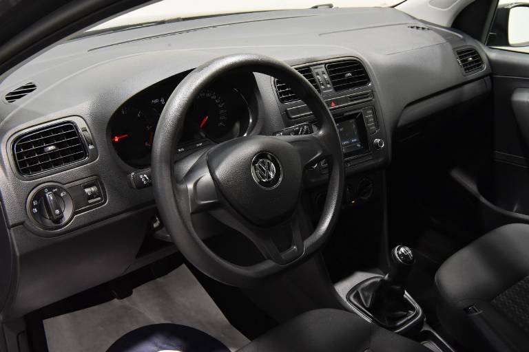 VOLKSWAGEN Polo 3