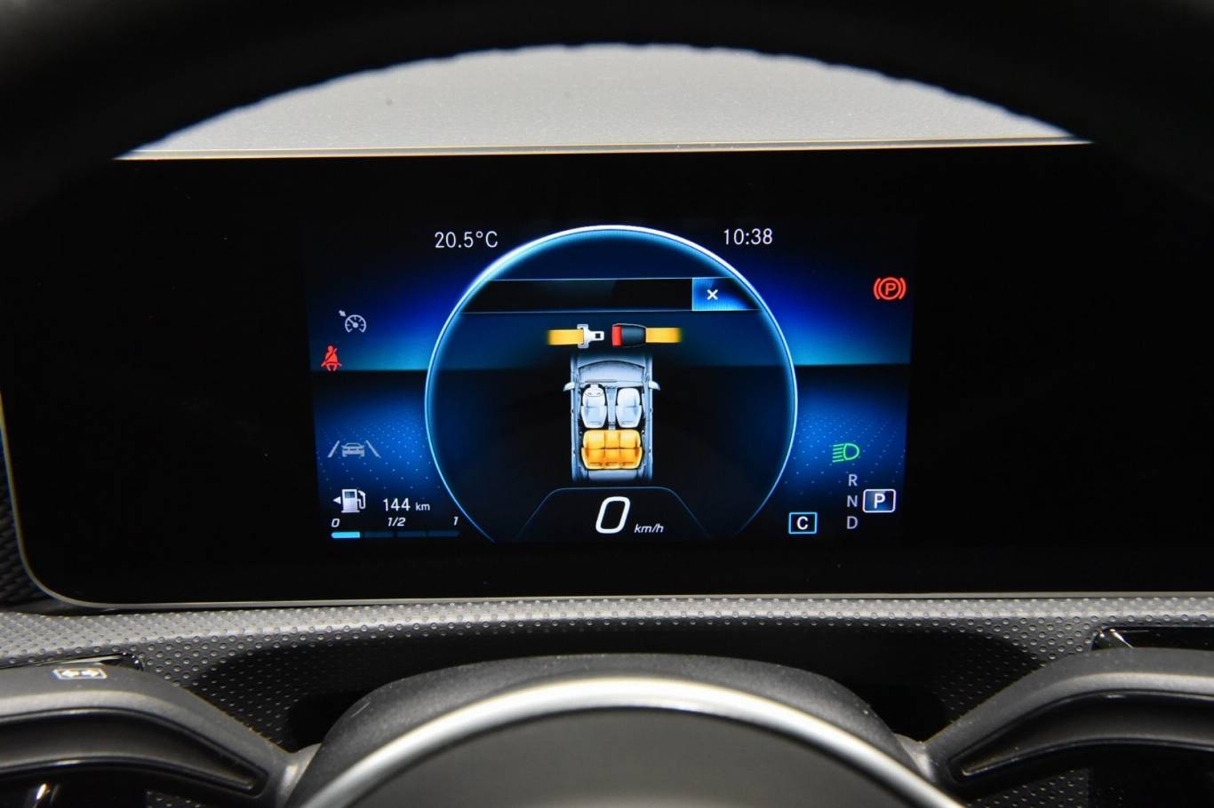 MERCEDES-BENZ A 180 22