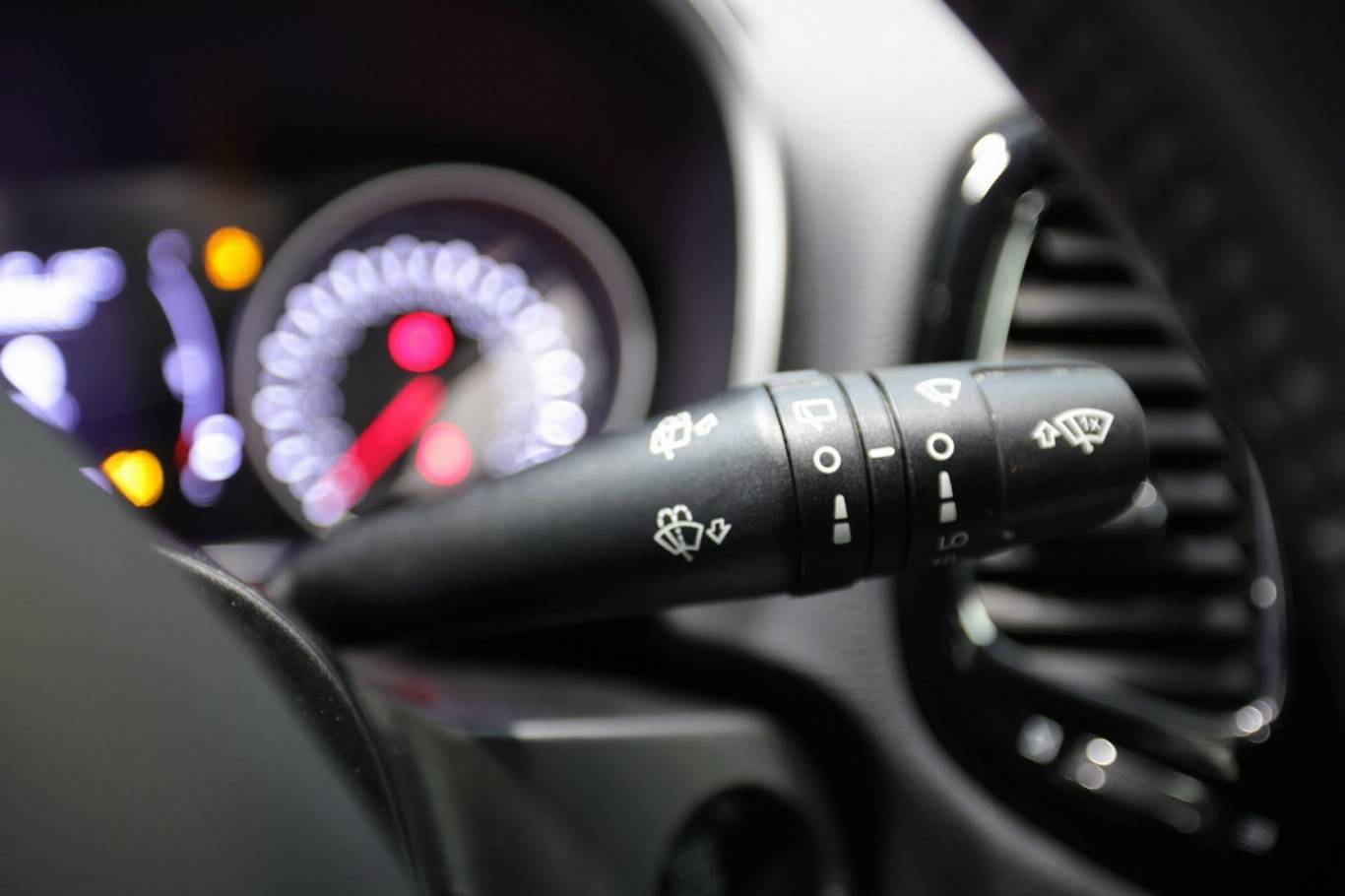 JEEP Compass 24