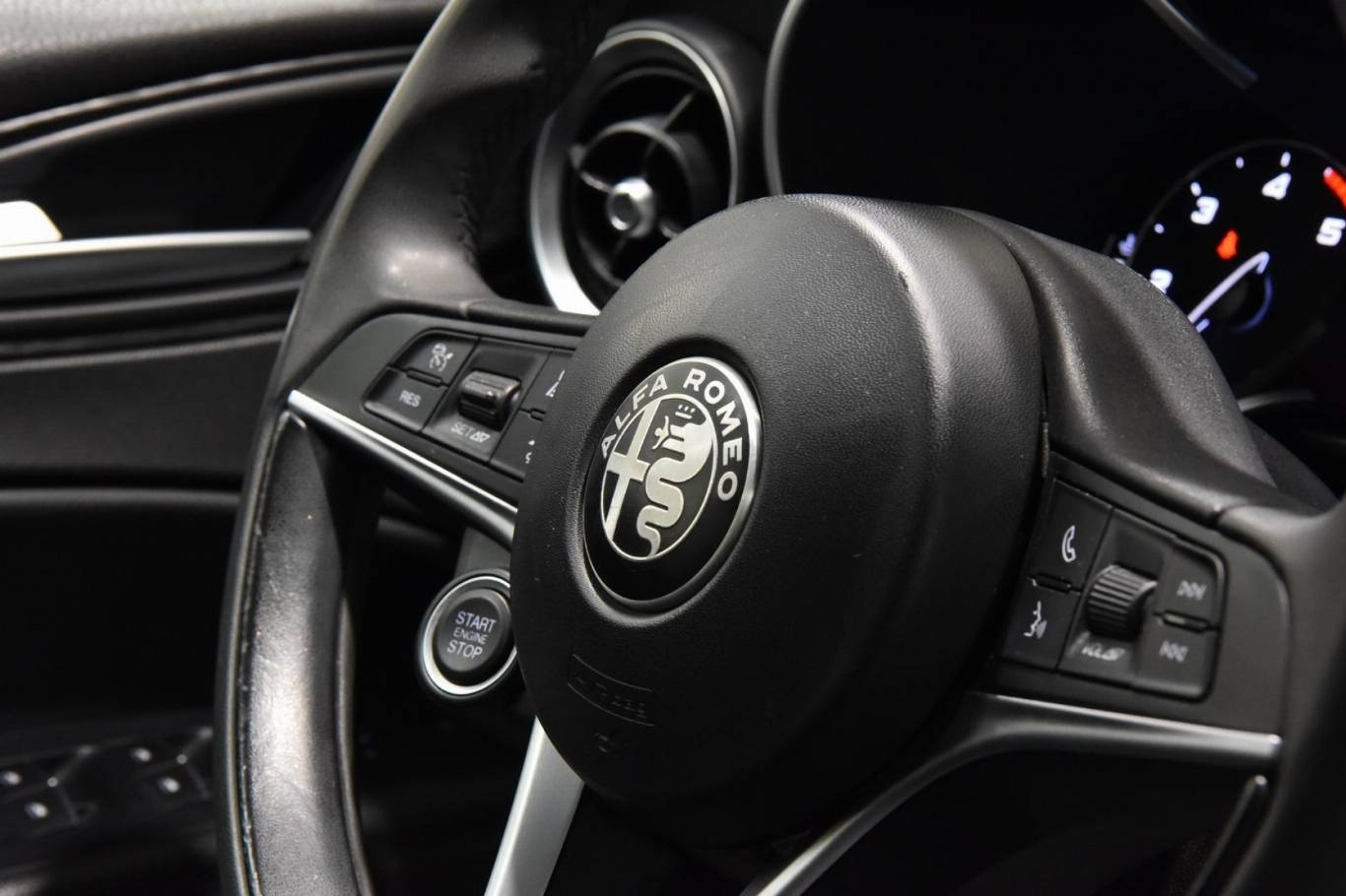 ALFA ROMEO Stelvio 30