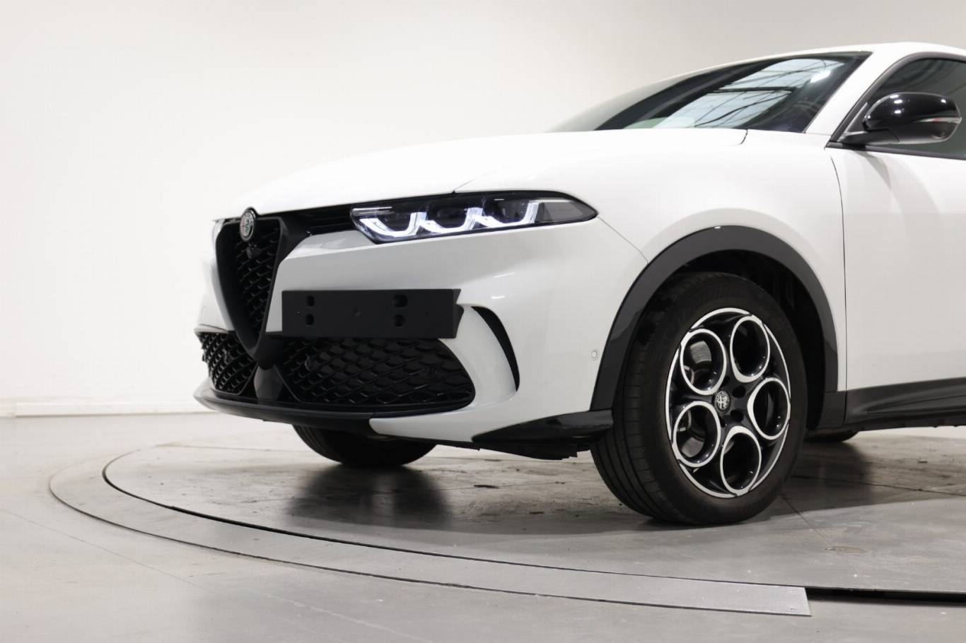 ALFA ROMEO Tonale 11