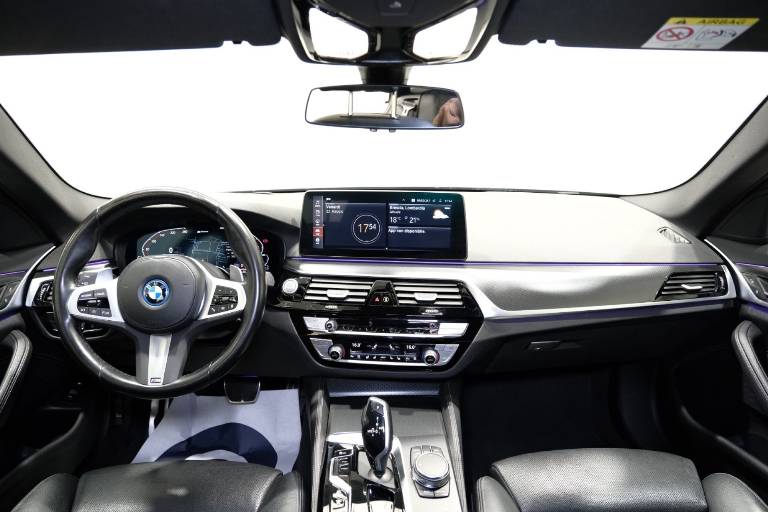 BMW 530 11