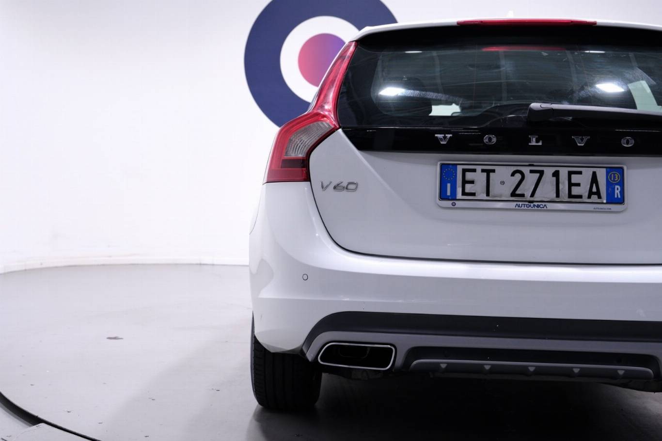 VOLVO V60 50
