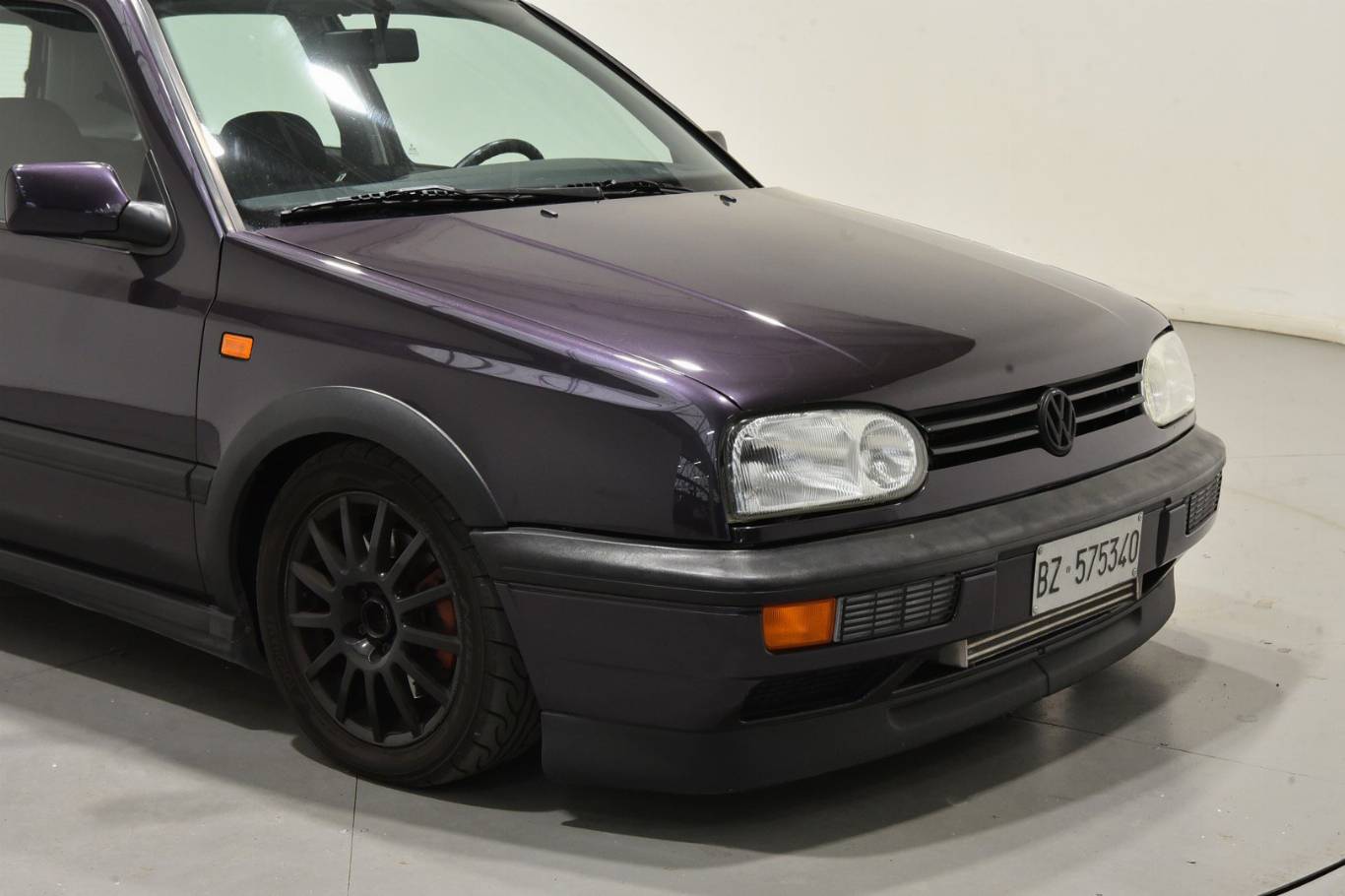 VOLKSWAGEN Golf 26