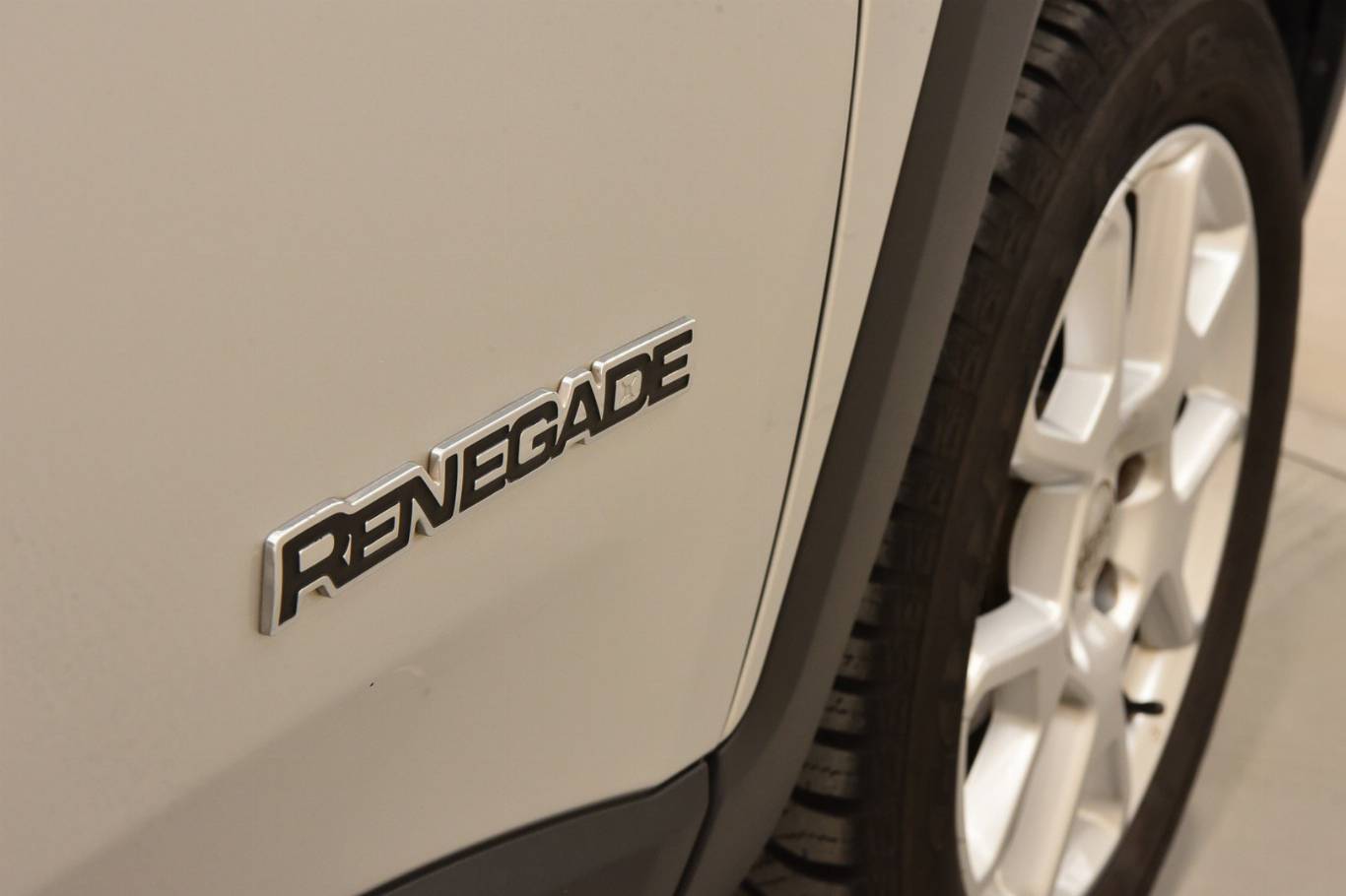 JEEP Renegade 43