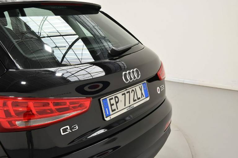AUDI Q3 38