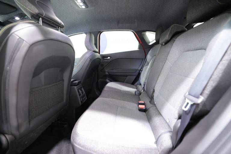 RENAULT Captur 34