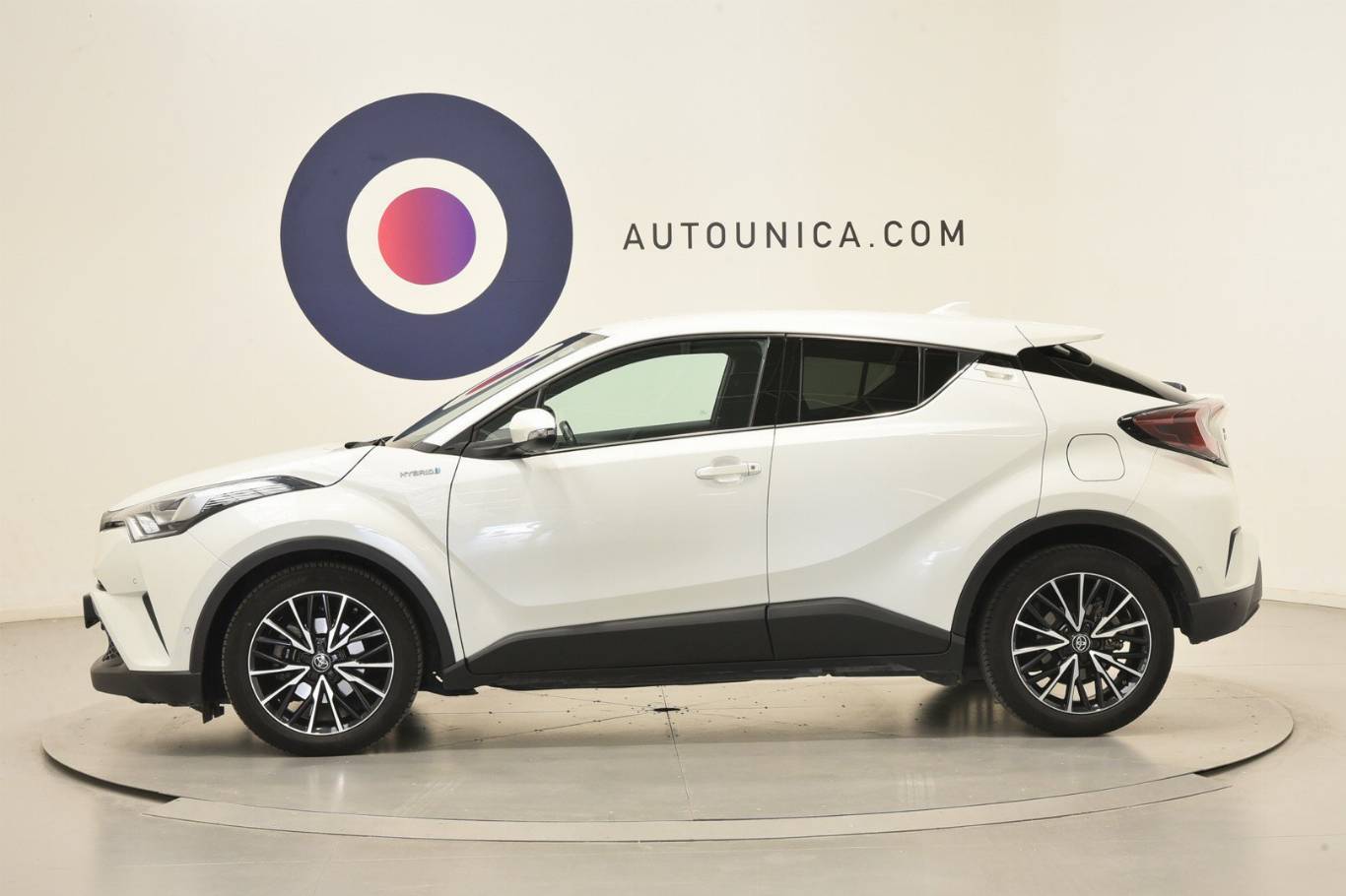 TOYOTA C-HR 25