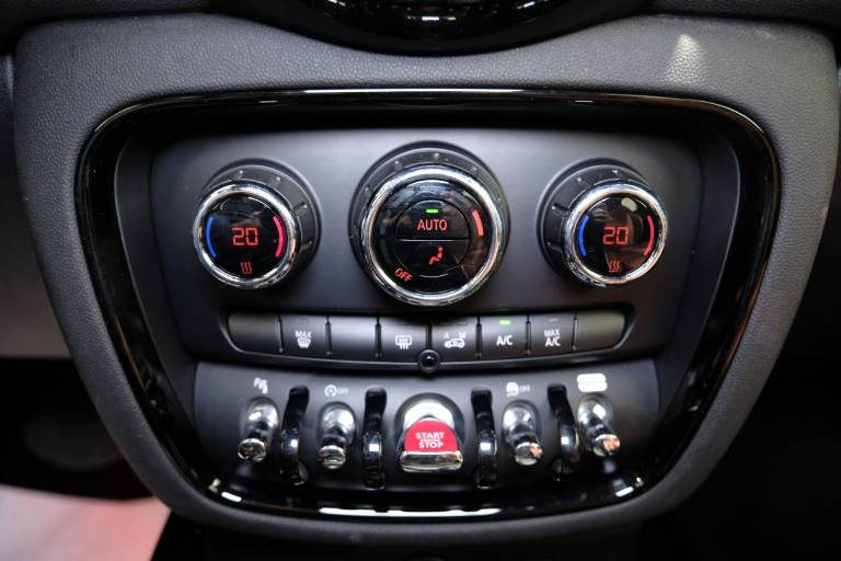 MINI Cooper Clubman 28