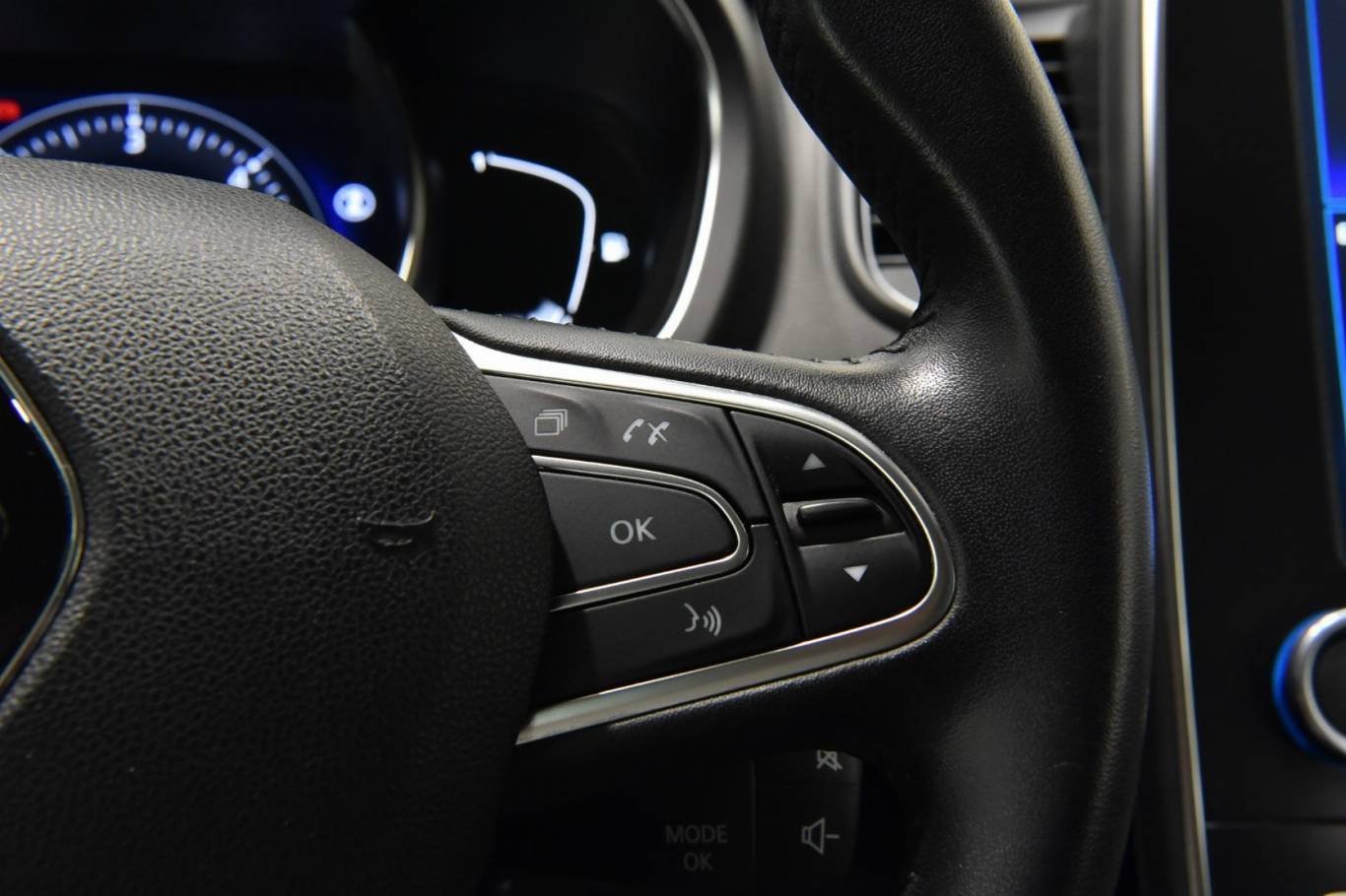 RENAULT Grand Scenic 8