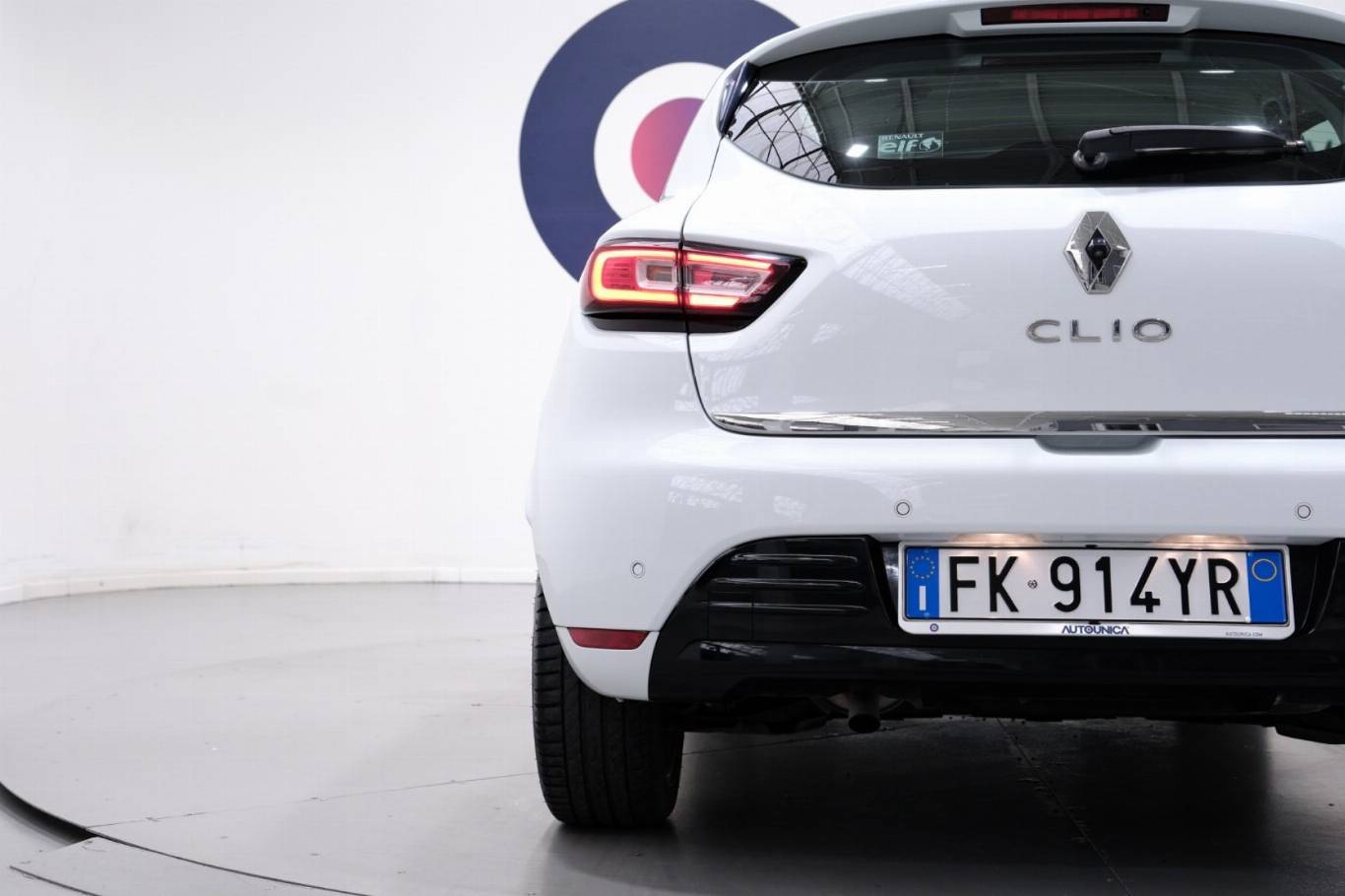 RENAULT Clio 55