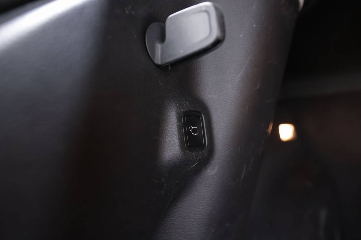 JEEP Compass 57