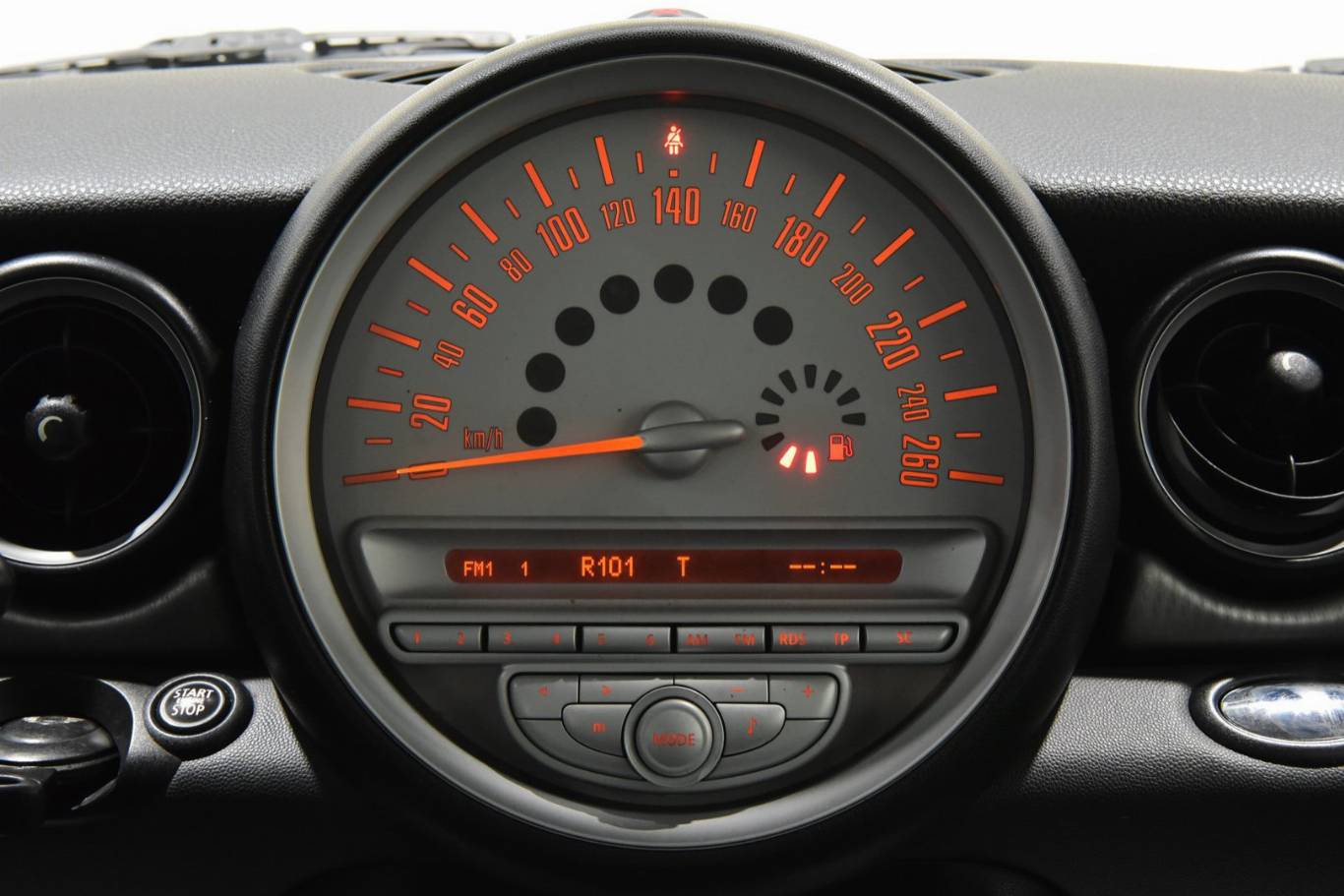 MINI Cooper Clubman 10