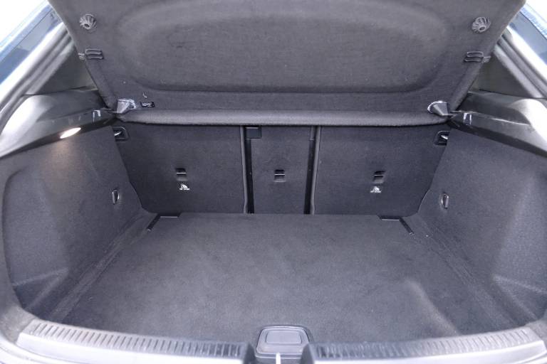 MERCEDES-BENZ A 180 66
