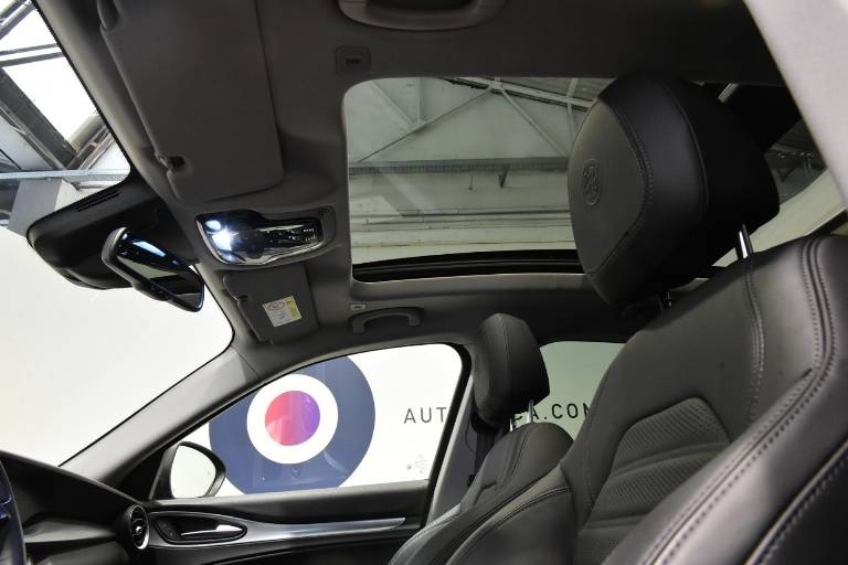 ALFA ROMEO Stelvio 16