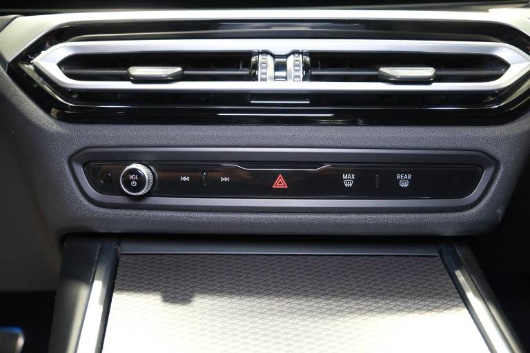 BMW 320 31