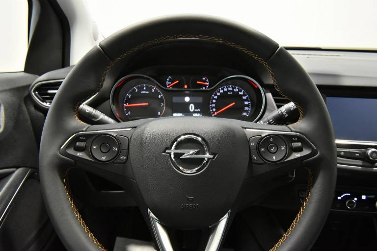OPEL Crossland X 42