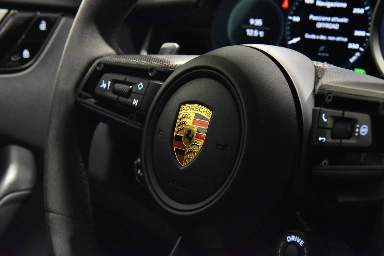PORSCHE 911 36