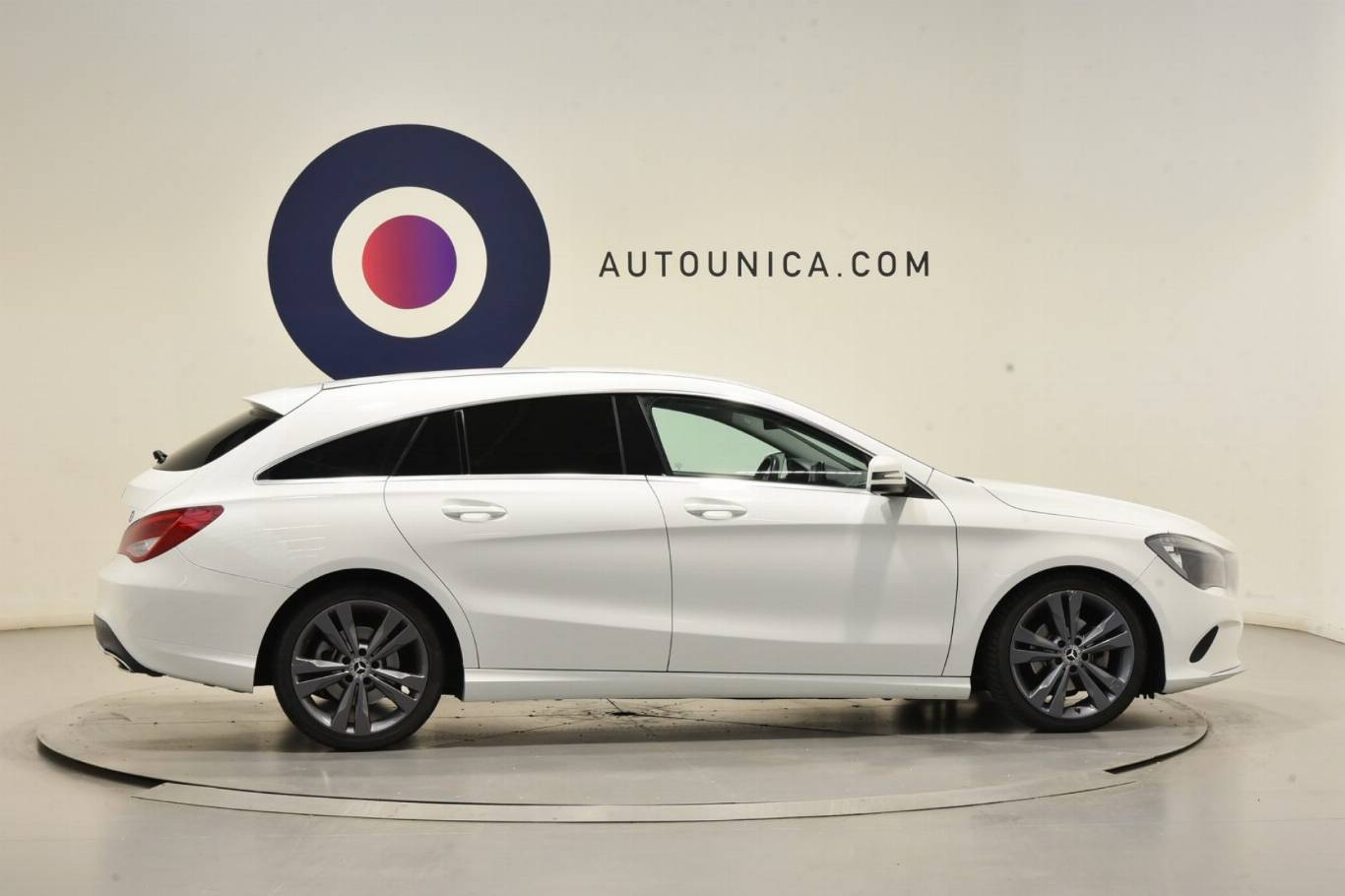 MERCEDES-BENZ CLA 180 27