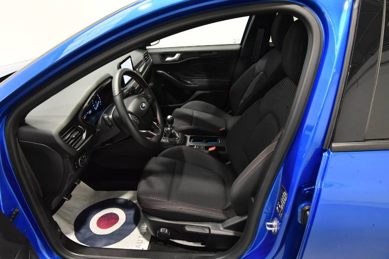 FORD Focus 4