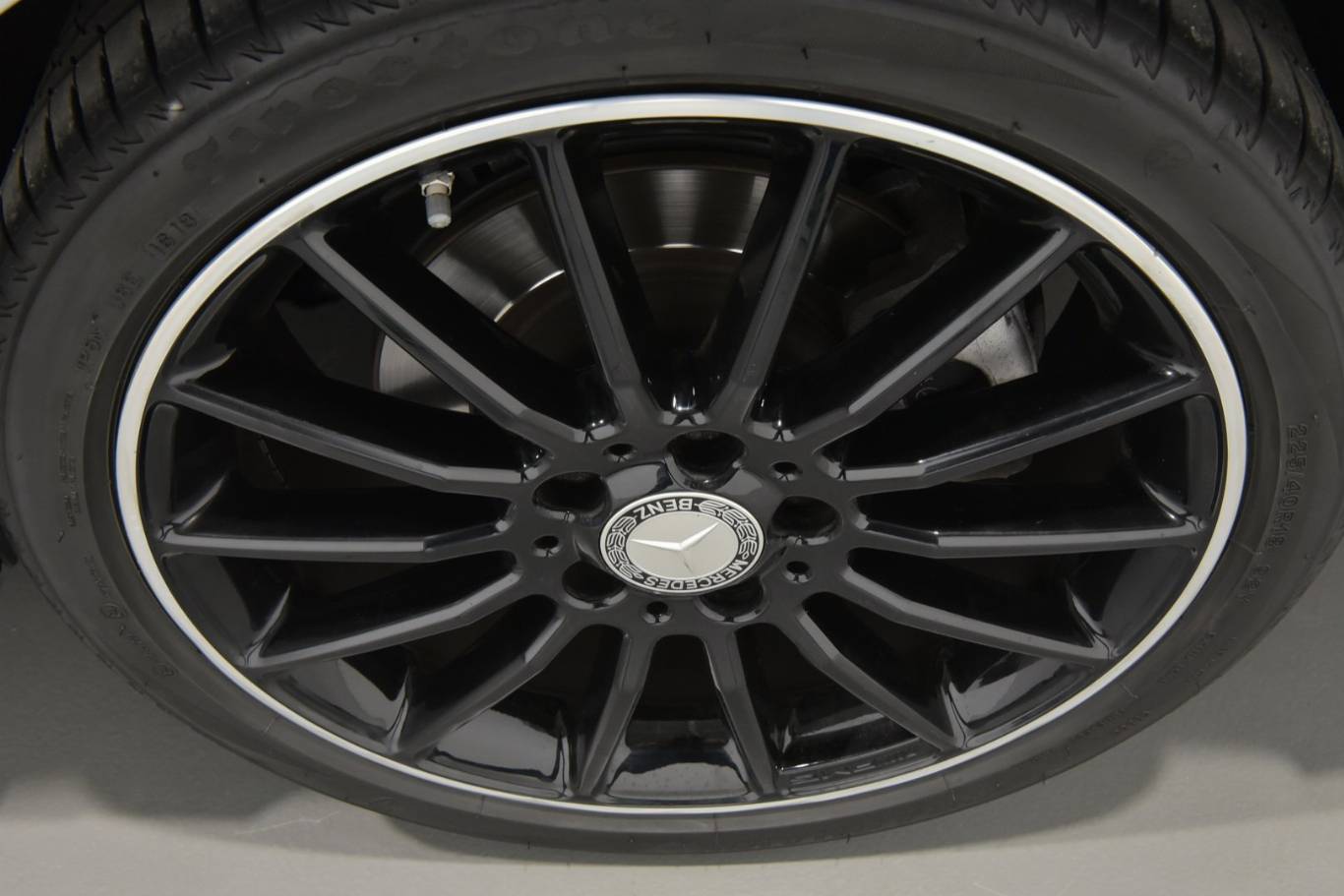 MERCEDES-BENZ CLA 200 36