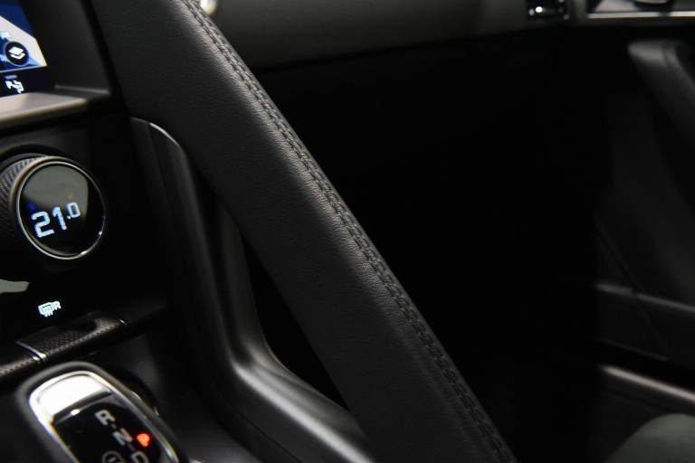 JAGUAR F-Type 43