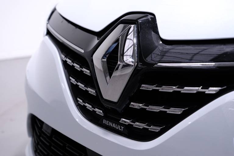RENAULT Clio 47