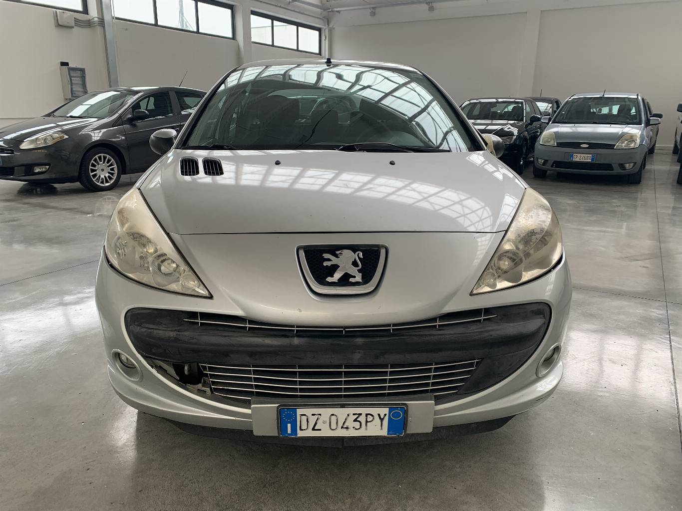 PEUGEOT 206 2