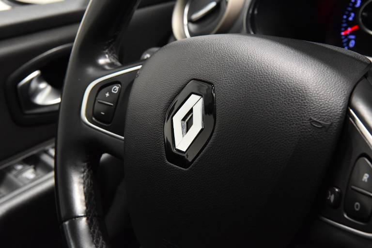 RENAULT Clio 33