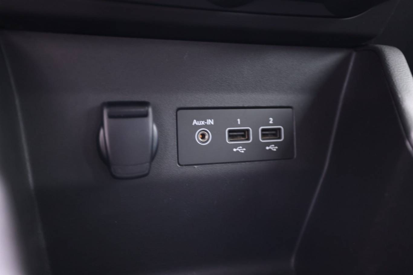 RENAULT Clio 31