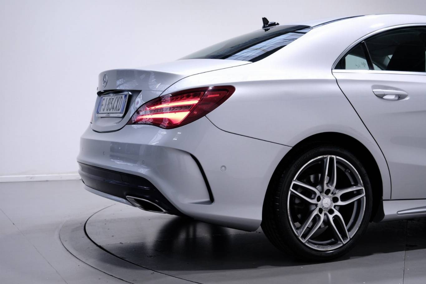 MERCEDES-BENZ CLA 220 56