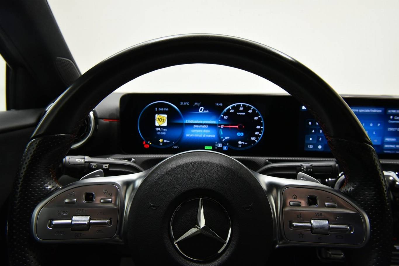 MERCEDES-BENZ A 250 9