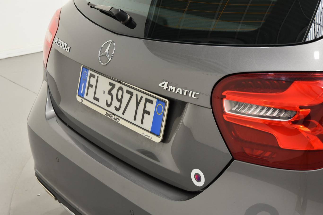 MERCEDES-BENZ A 200 57