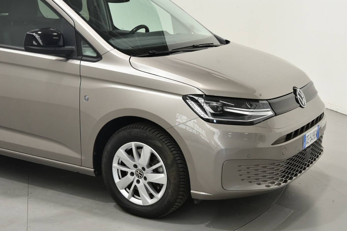 VOLKSWAGEN Caddy 33