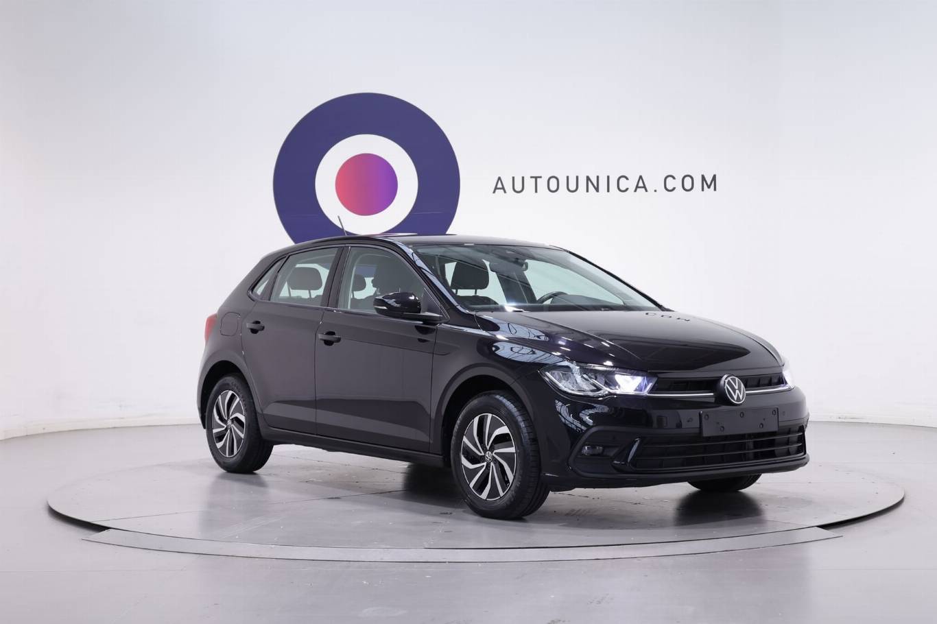 VOLKSWAGEN Polo 3