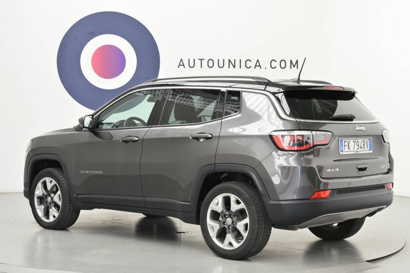 JEEP Compass 33